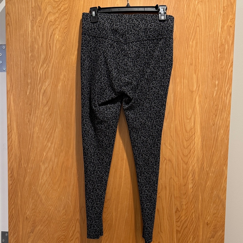 LOFT Charcoal and Black Textured Pants - Picture 5 of 5